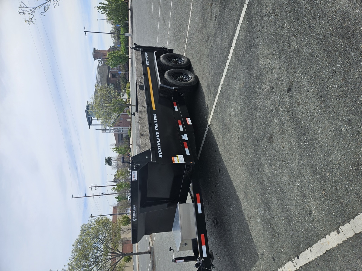 Dump Trailer at Lucky Luke's, Martinez CA